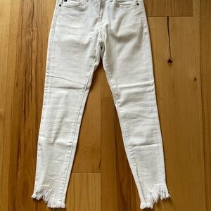 White Frayed Hem Jeans